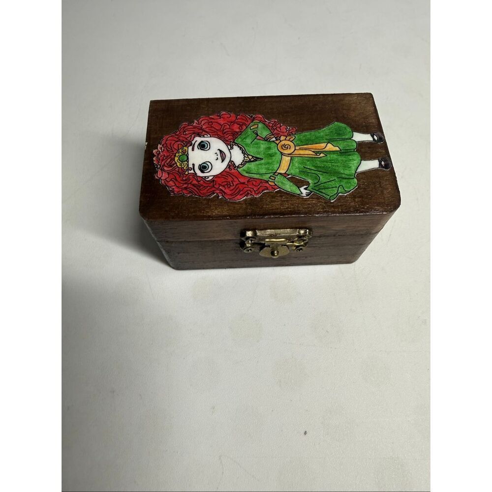 Vintage Handmade Wooden Keepsake Box with Redhead Princess Art Trinket Jewelry